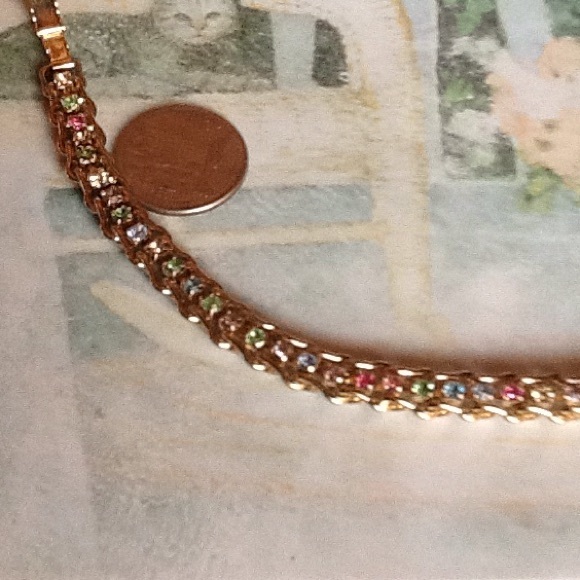 7in multi pastel color costume tennis bracelet🌺🌺 - Picture 8 of 8